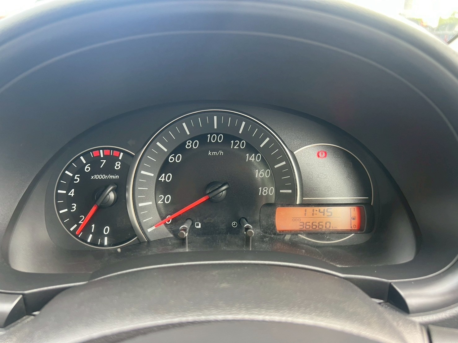 Car image 24