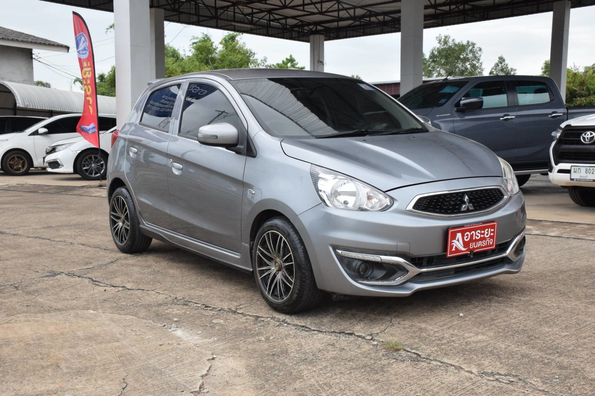 Car image 7