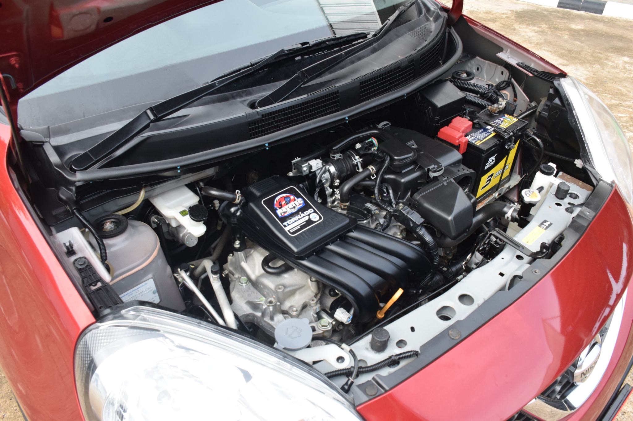 Car image 3