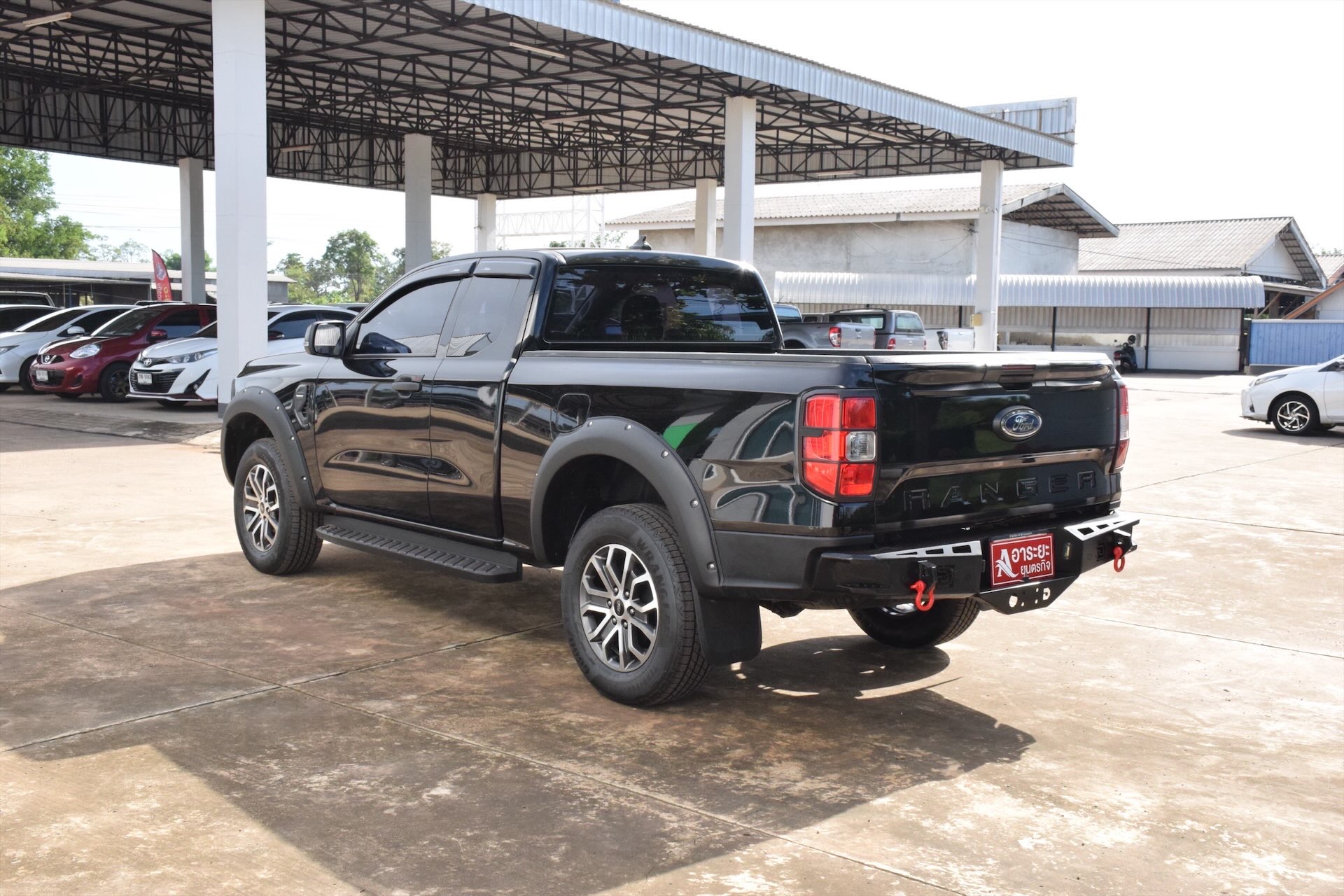 Car image 10