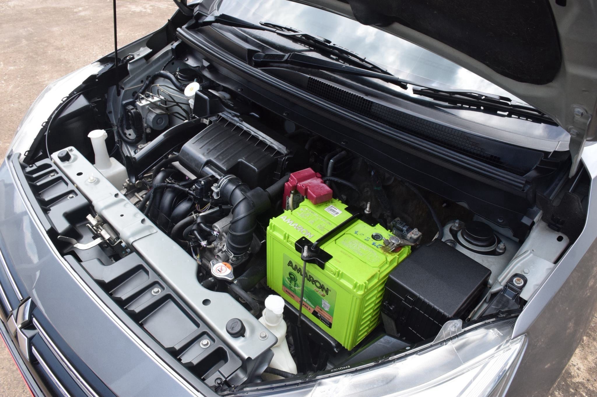 Car image 3