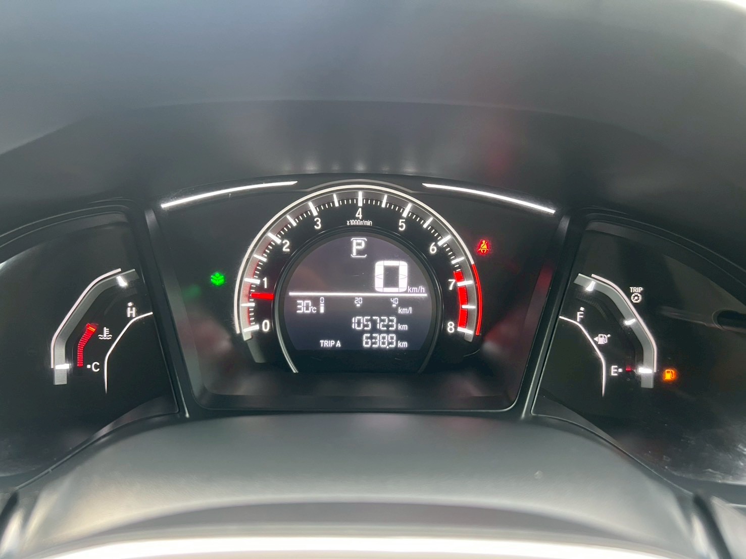 Car image 25