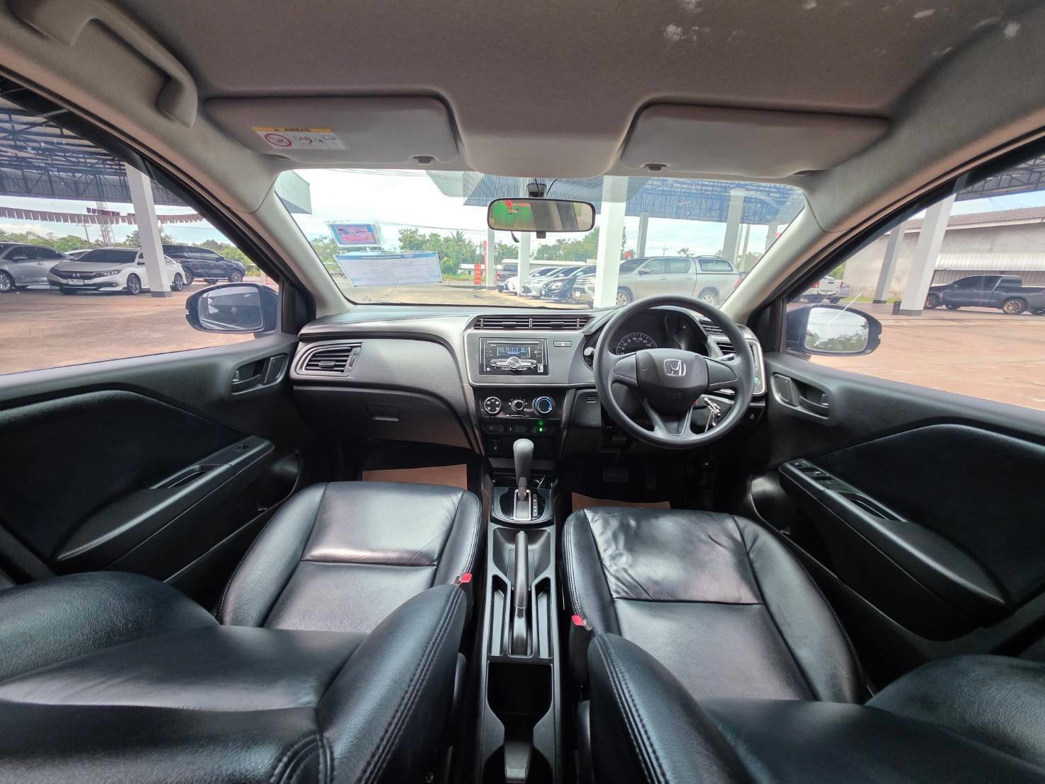 Car image 22