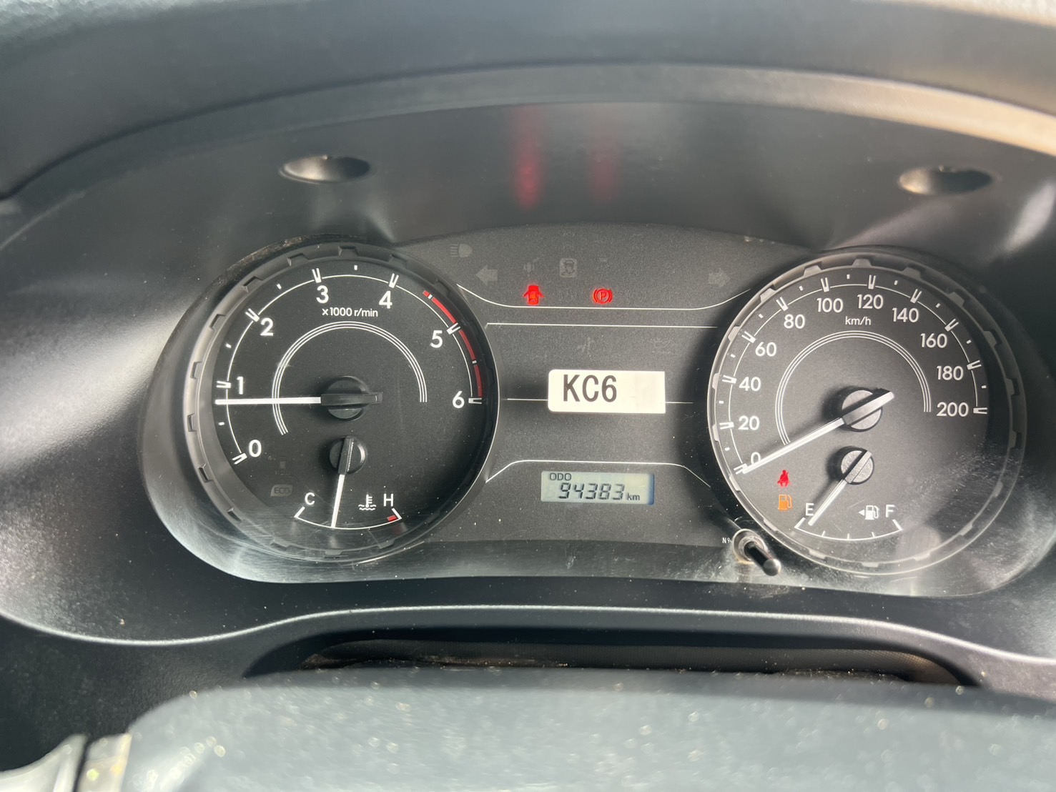 Car image 14