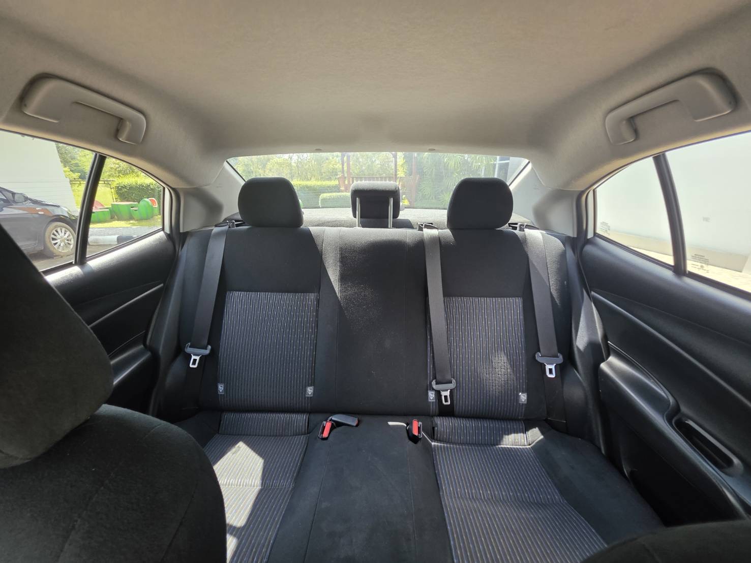 Car image 21
