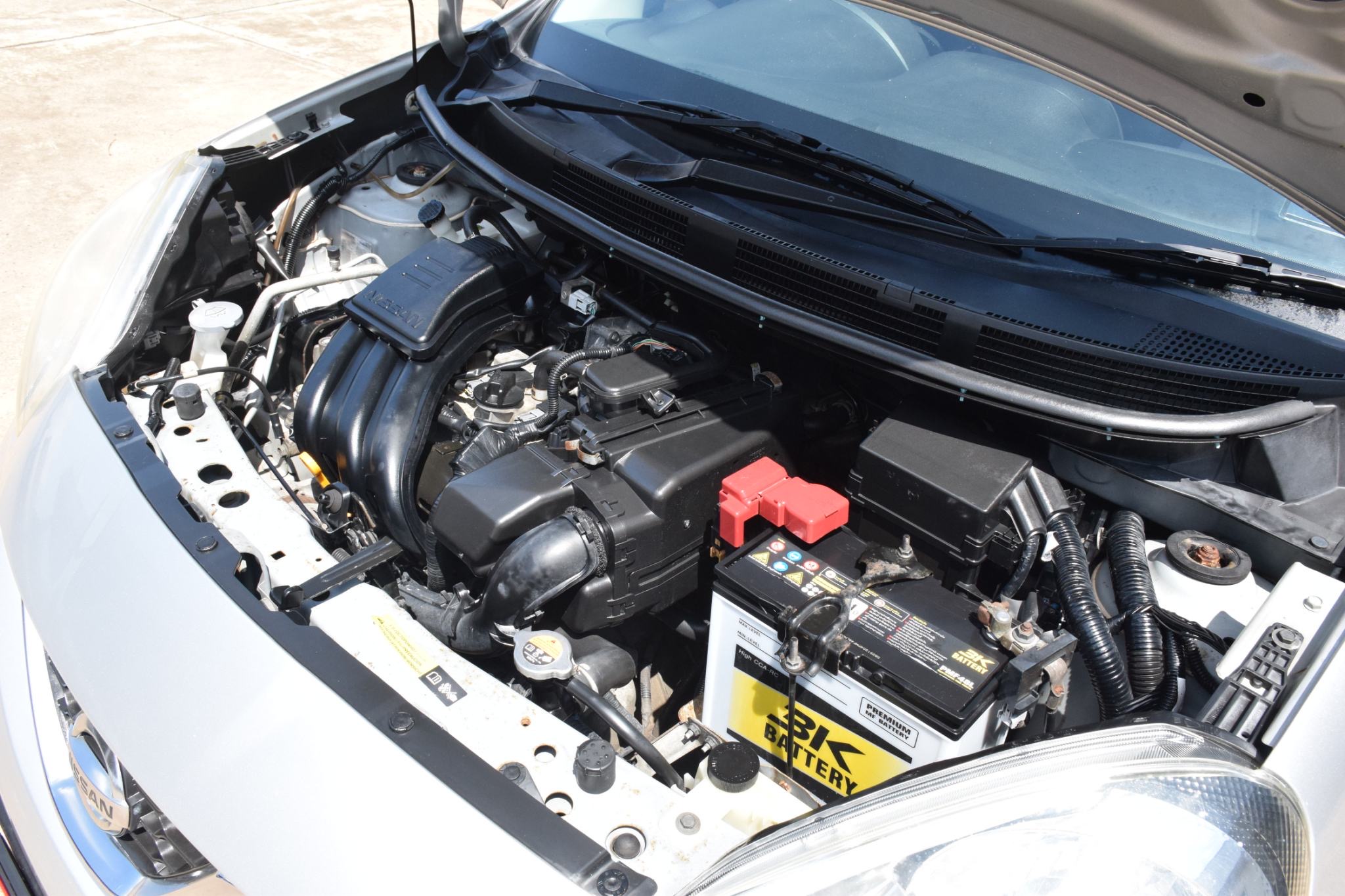 Car image 4