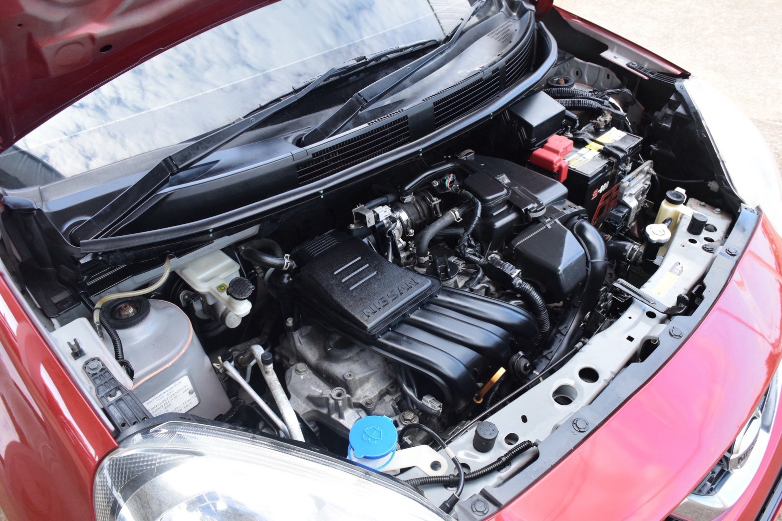 Car image 3
