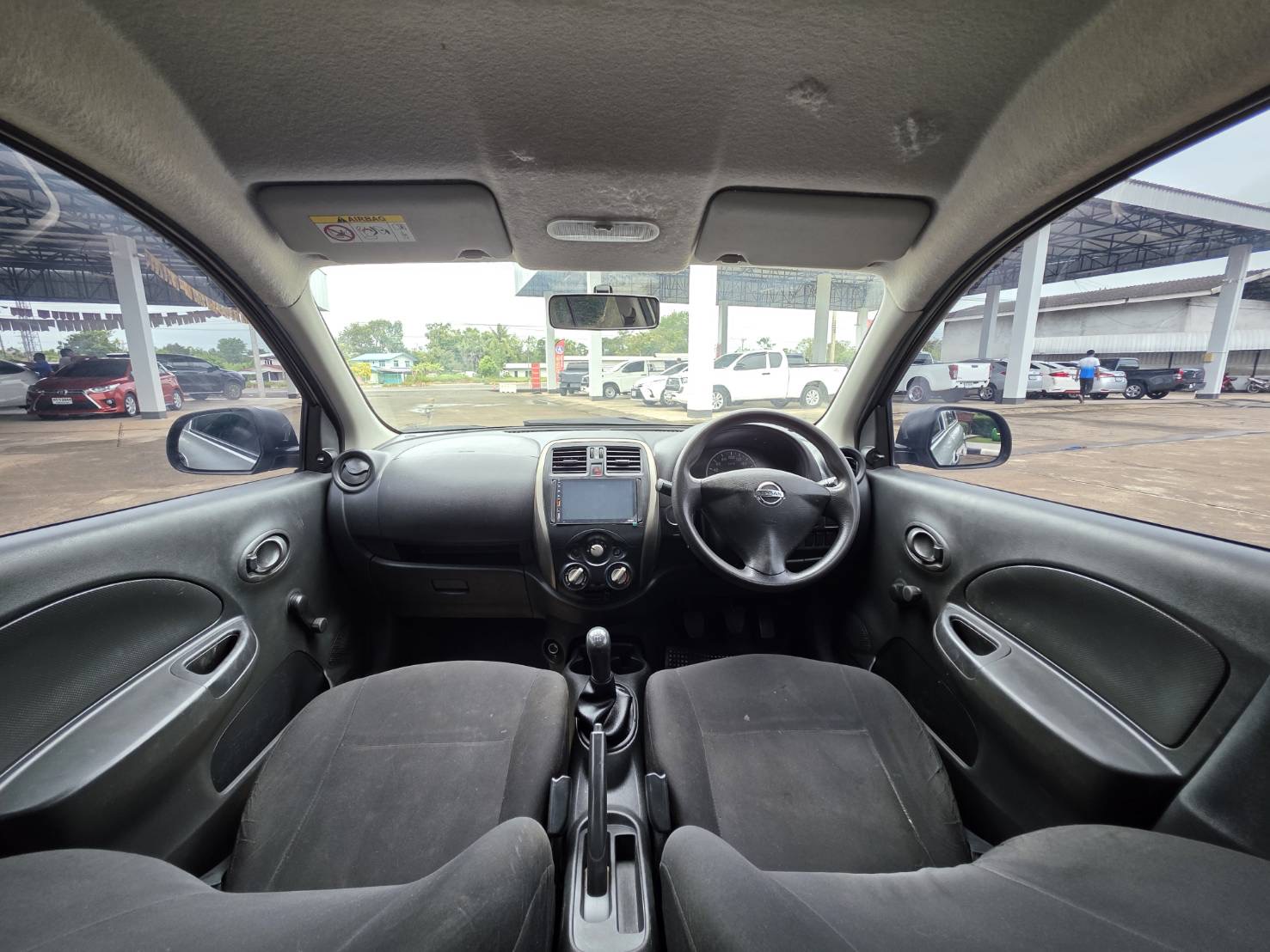 Car image 20