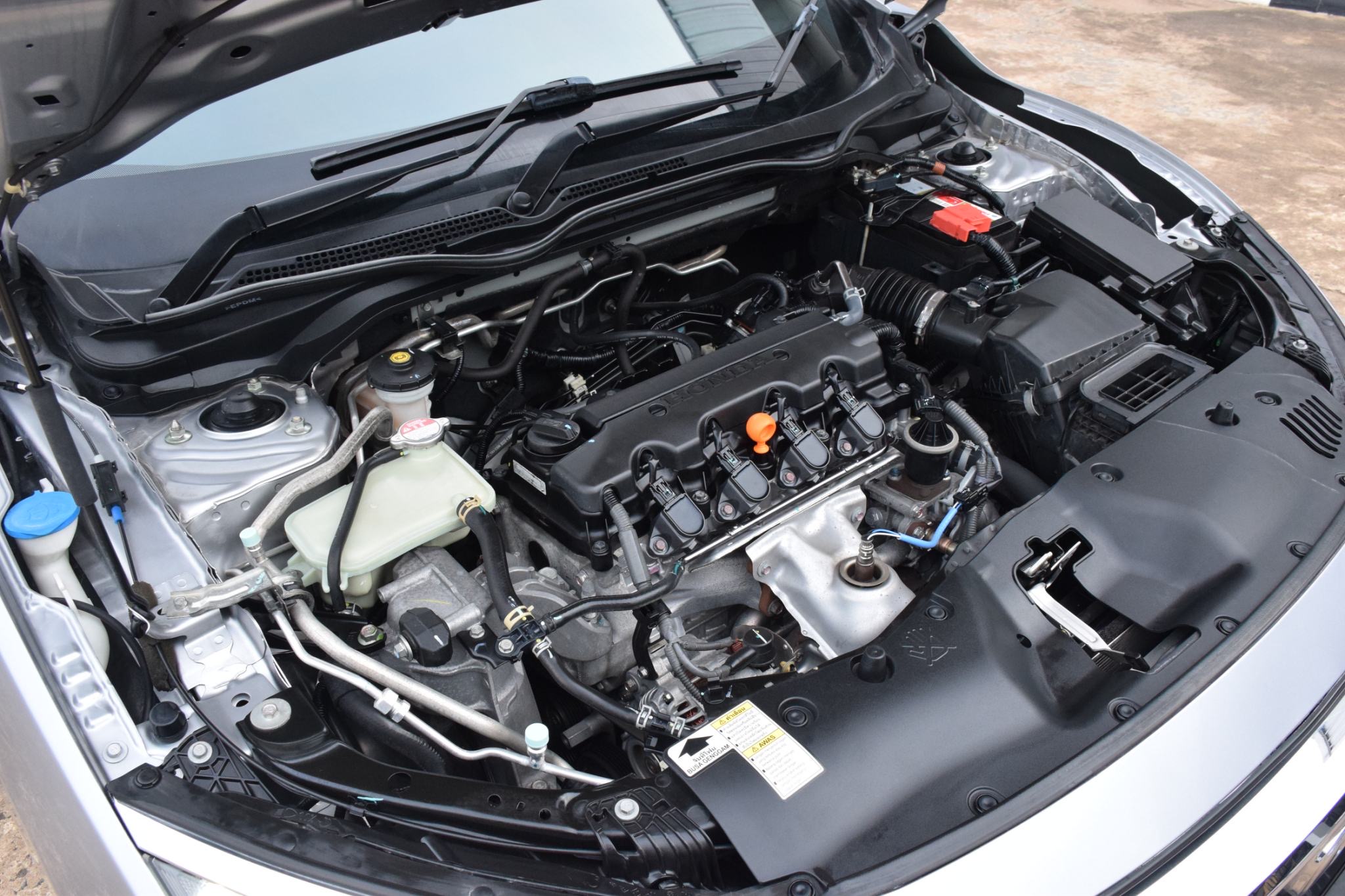 Car image 3