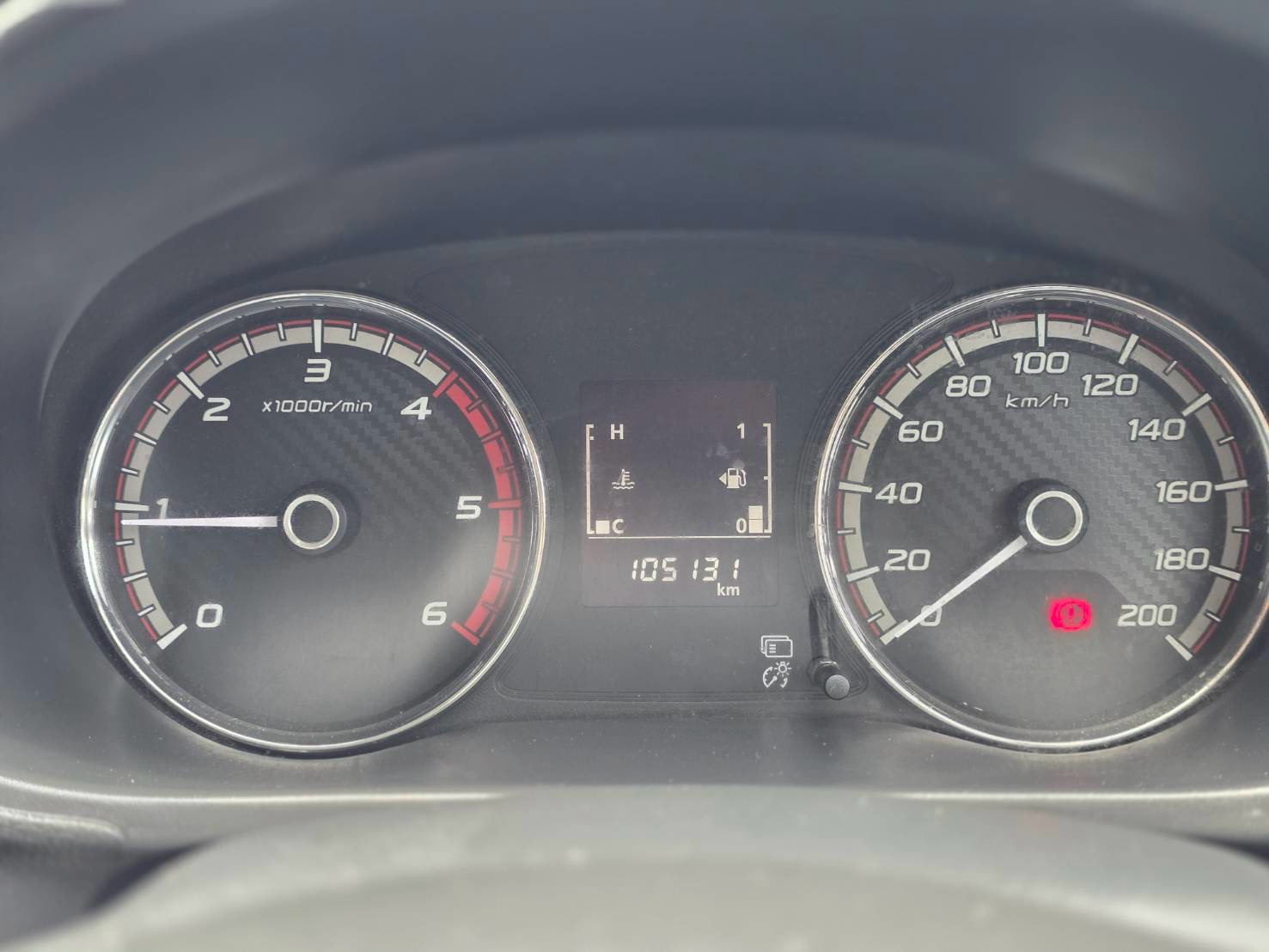 Car image 19