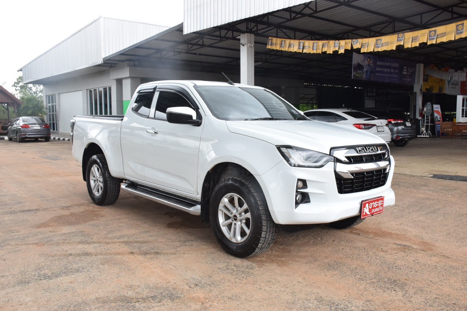 Car image 7