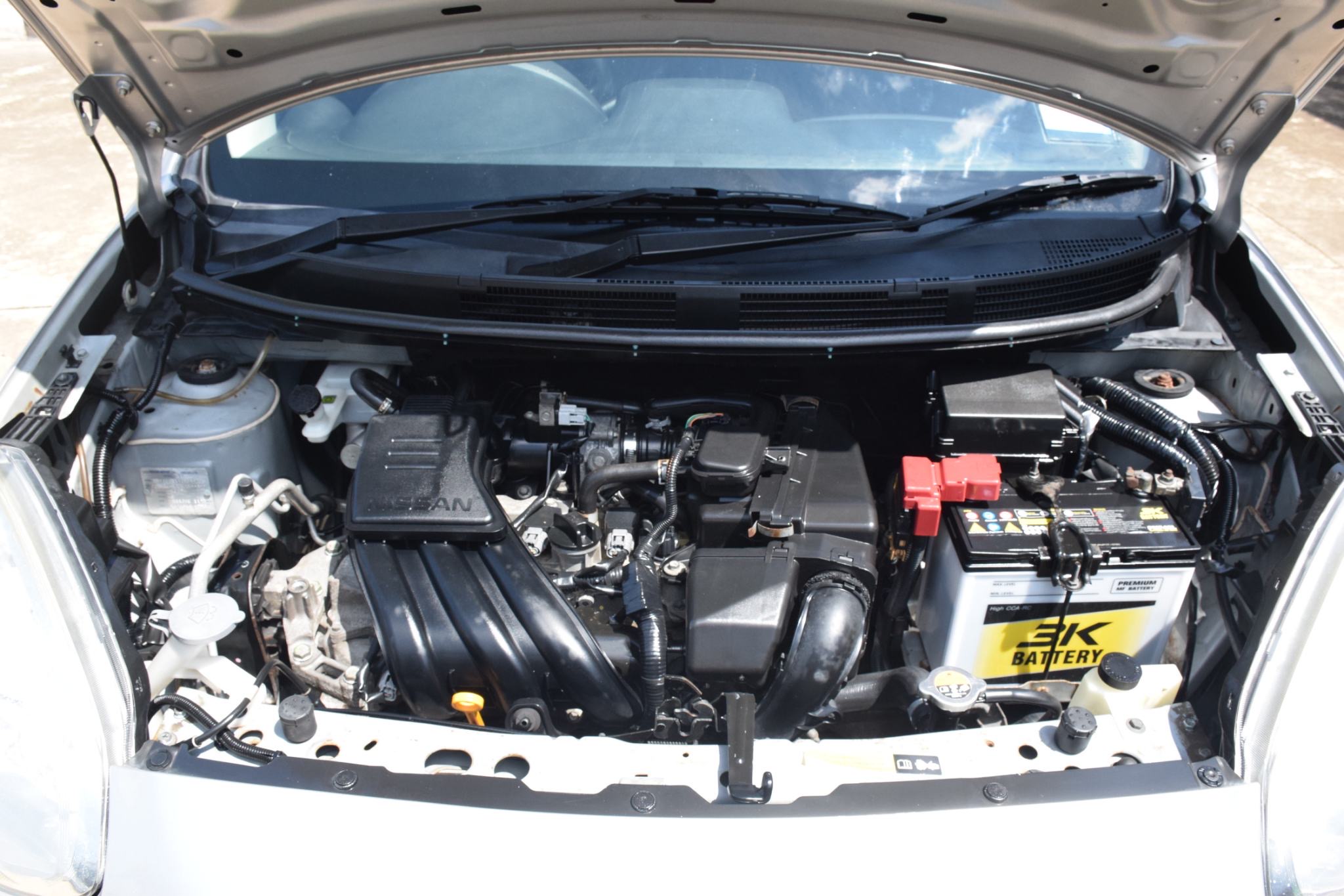 Car image 2