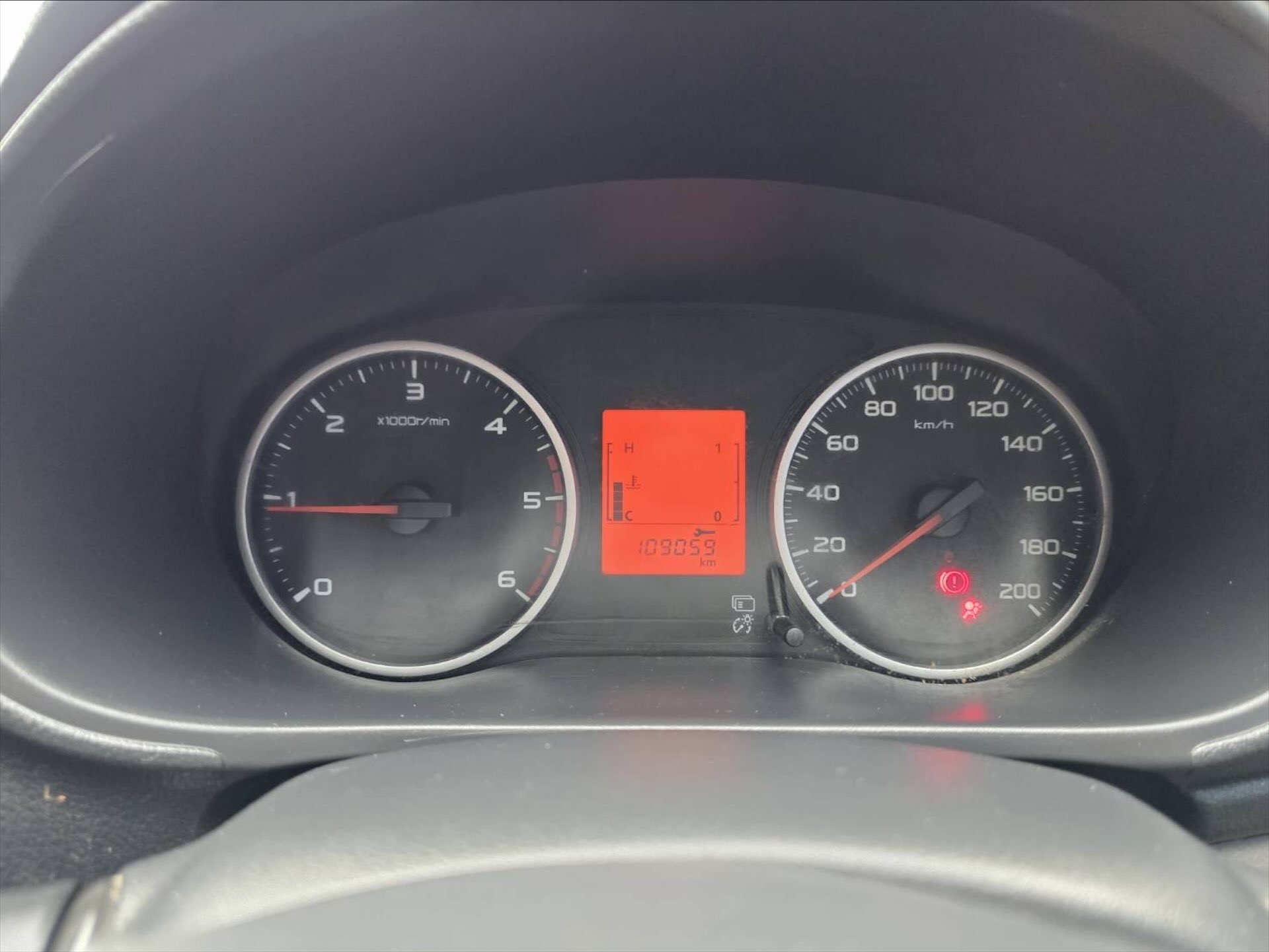 Car image 22