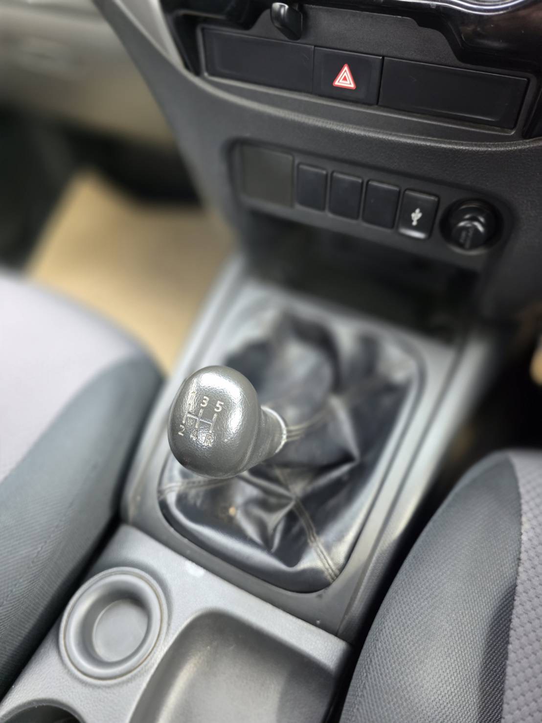 Car image 21