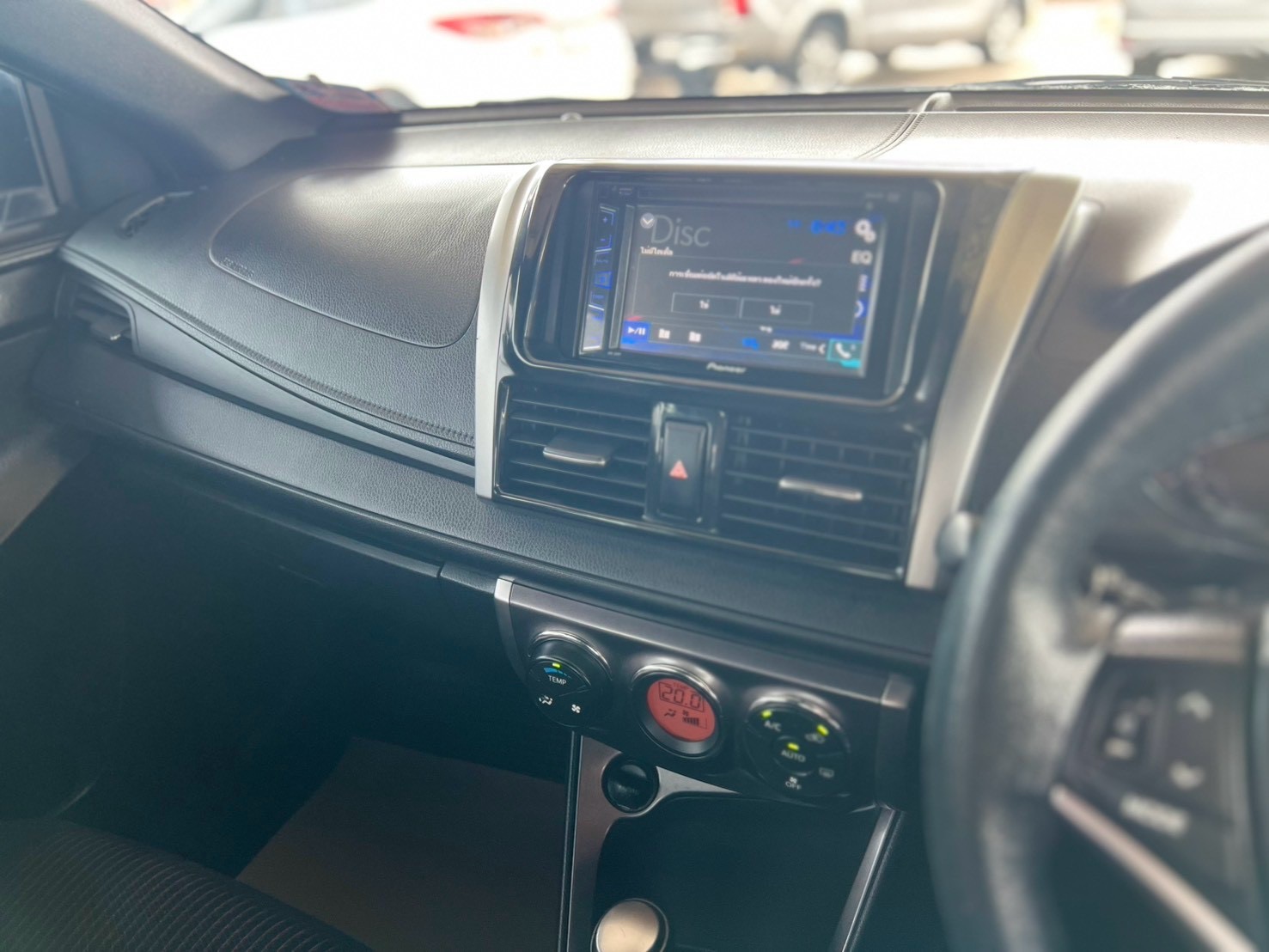 Car image 20