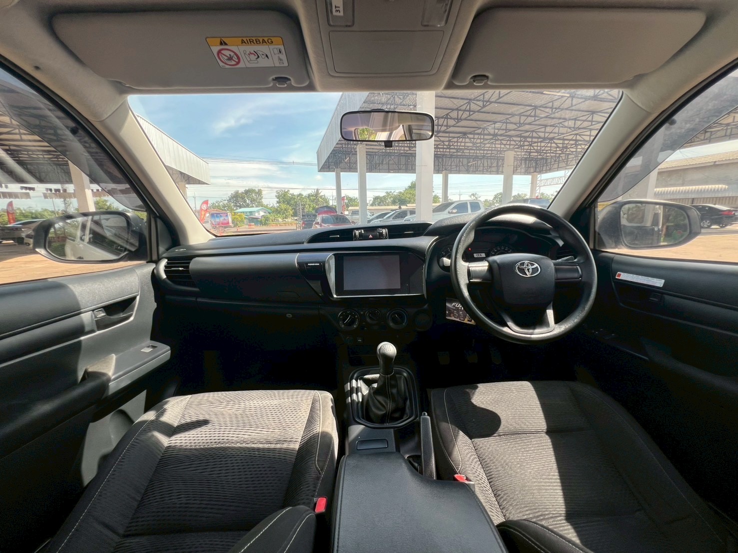 Car image 21