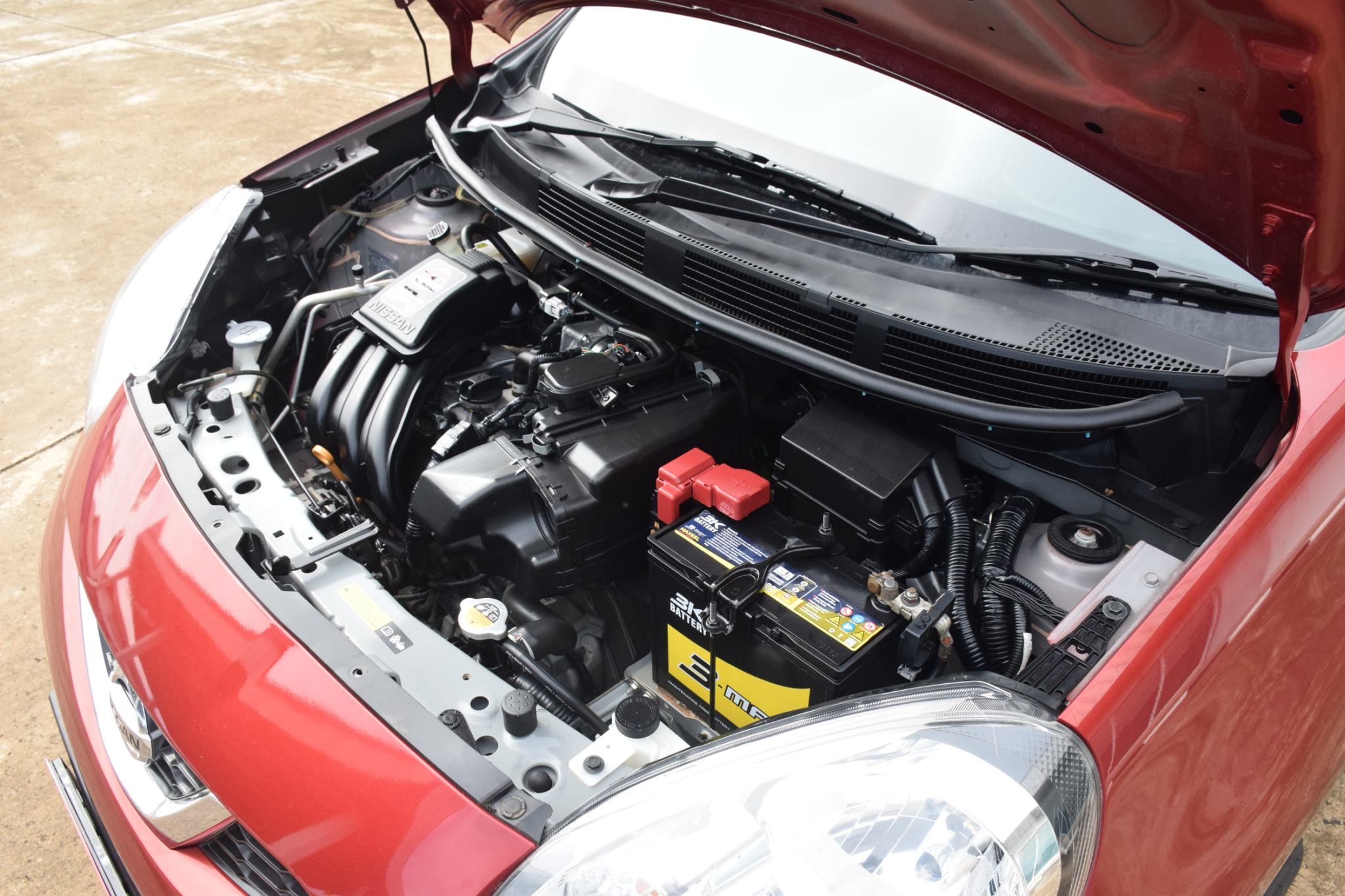 Car image 4