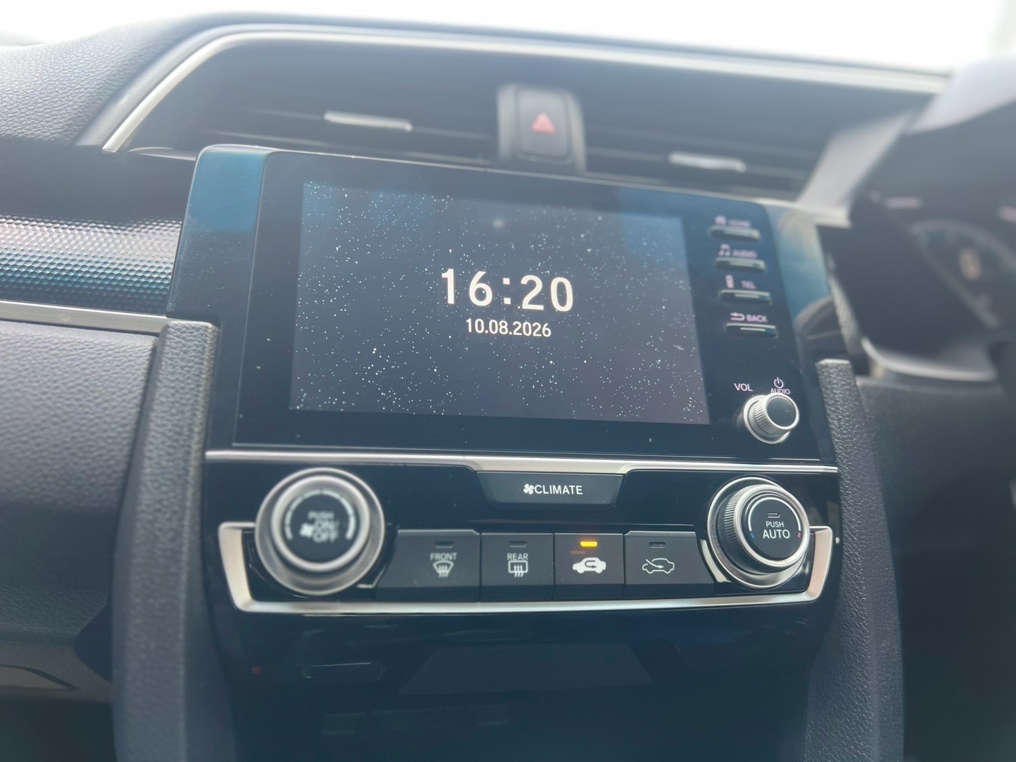 Car image 20