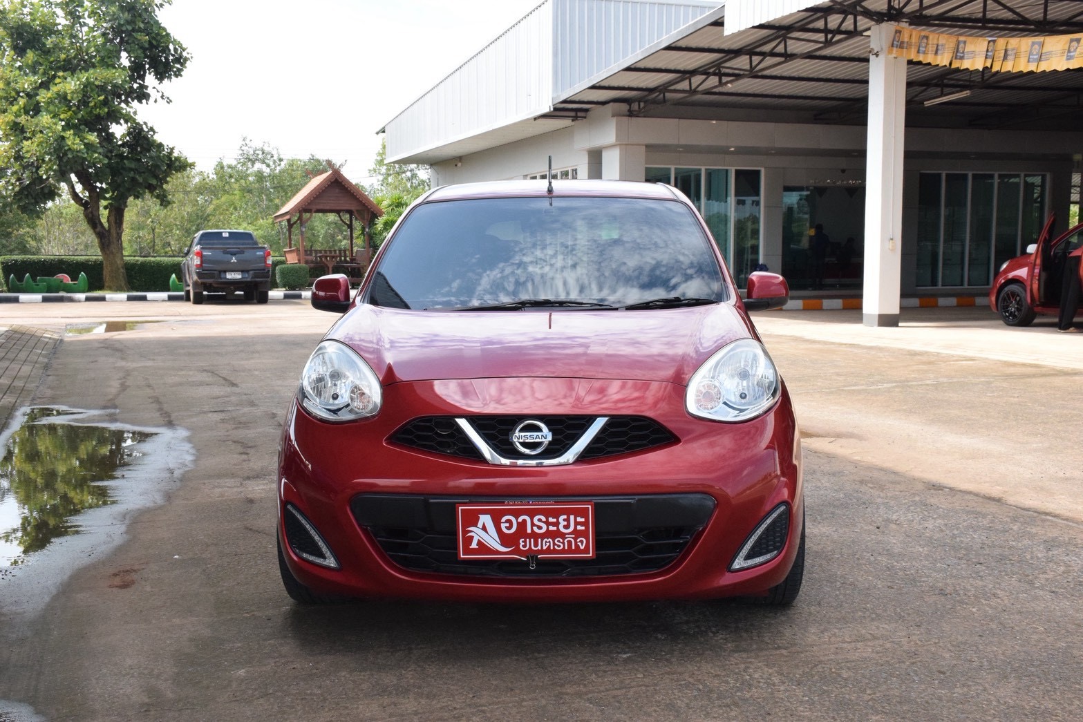 Car image 6