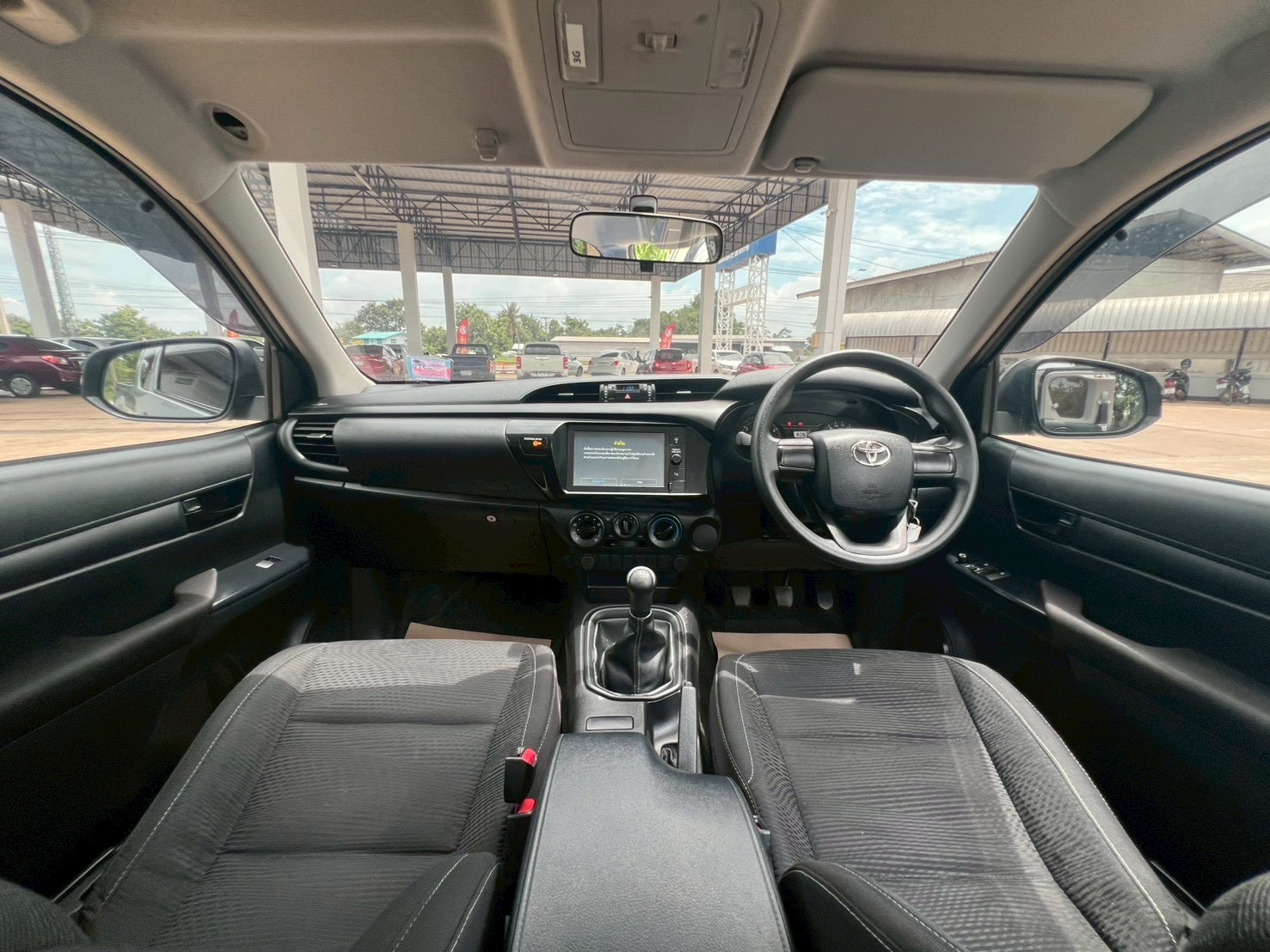 Car image 20