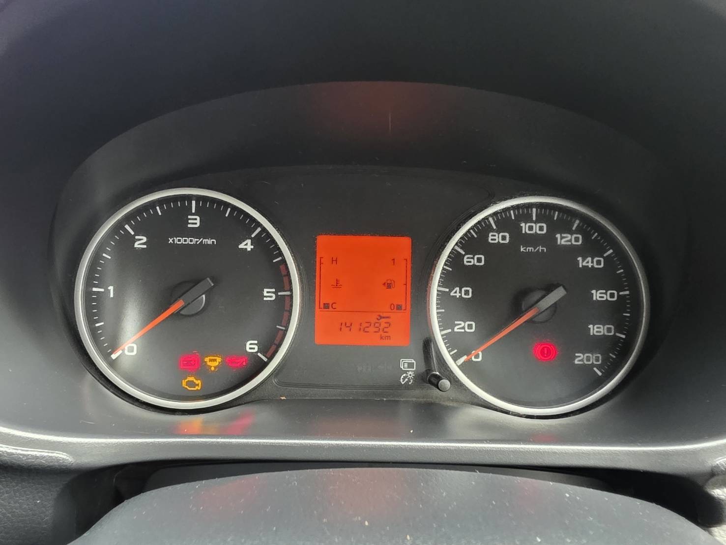 Car image 23