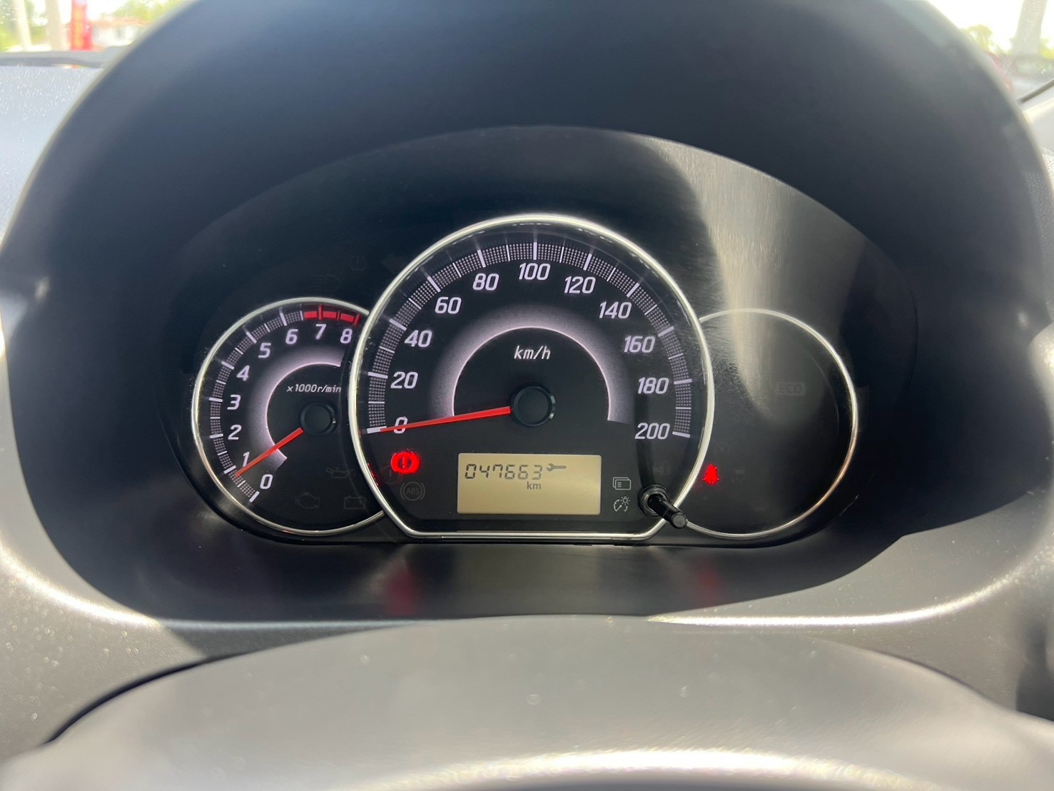 Car image 25