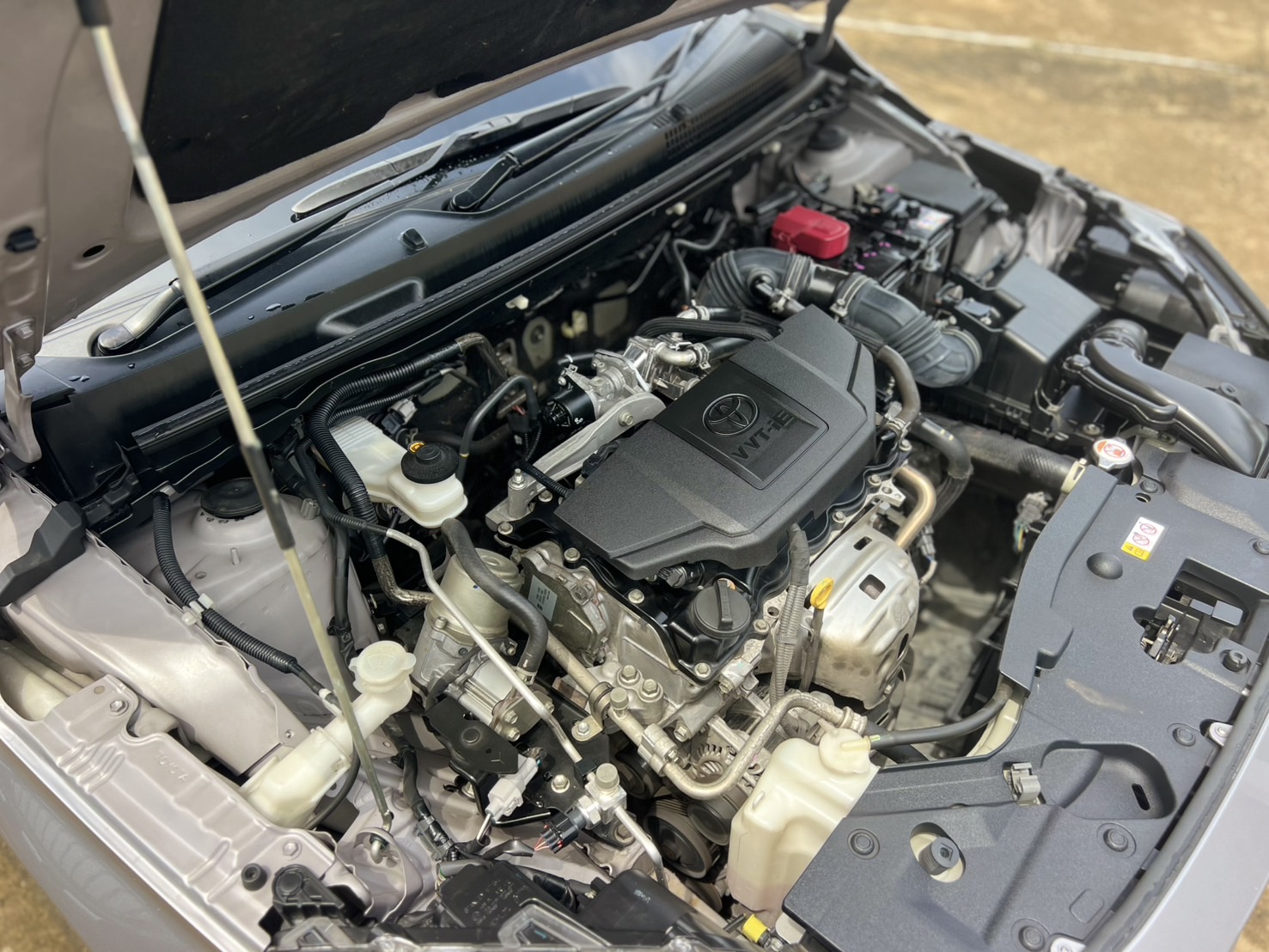 Car image 3