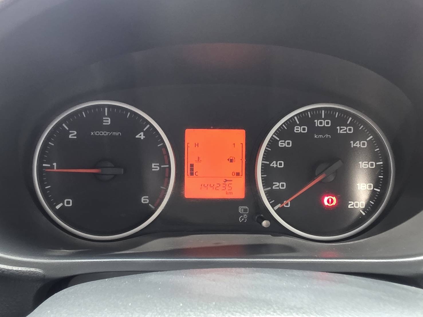 Car image 23