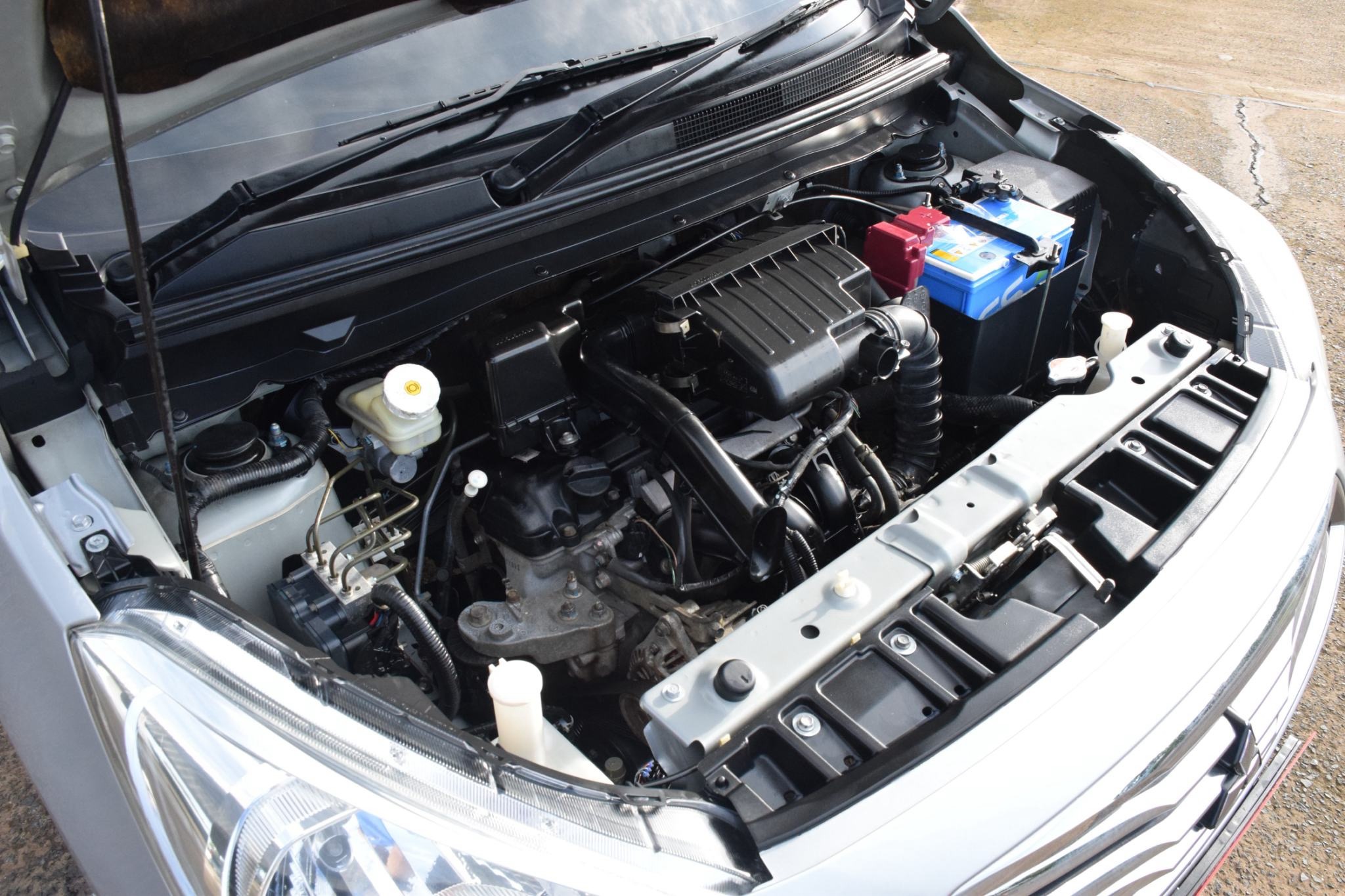 Car image 3