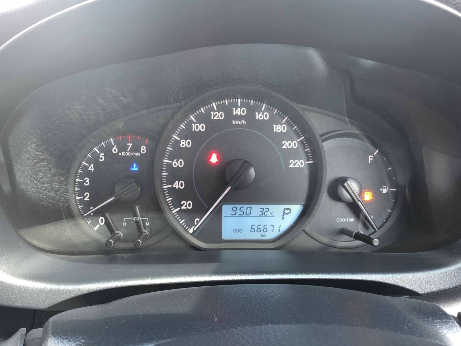 Car image 23