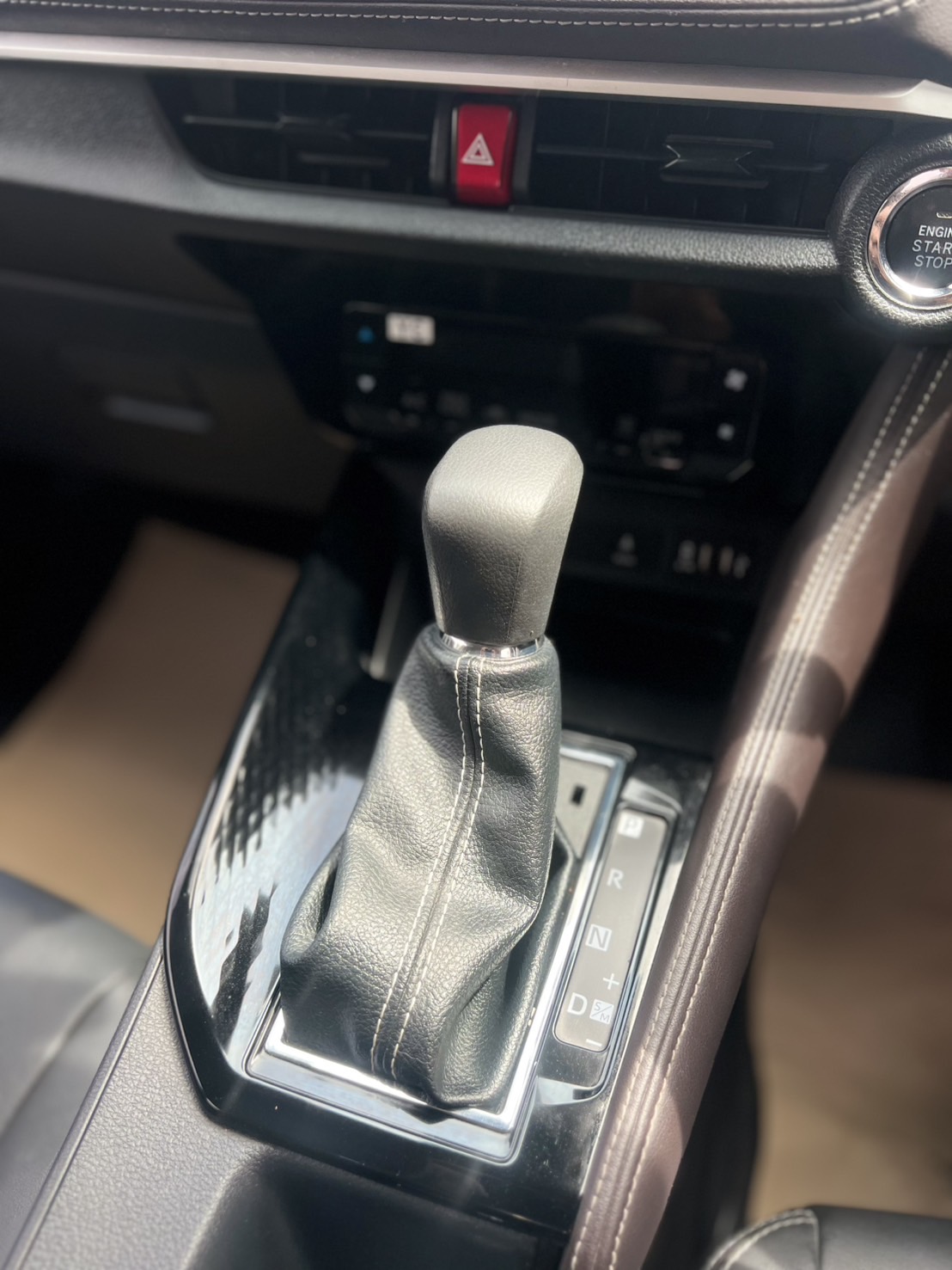 Car image 21