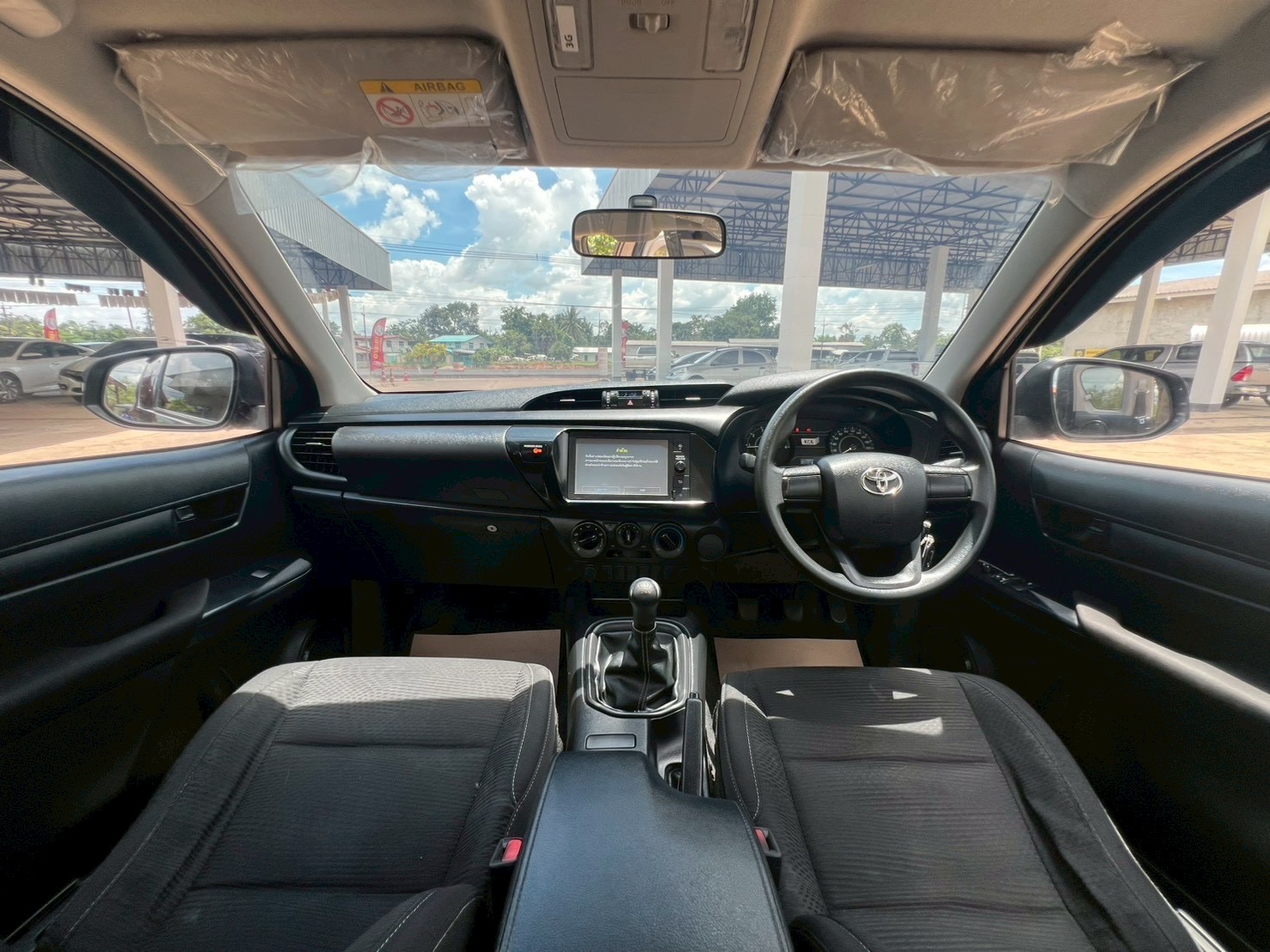 Car image 22