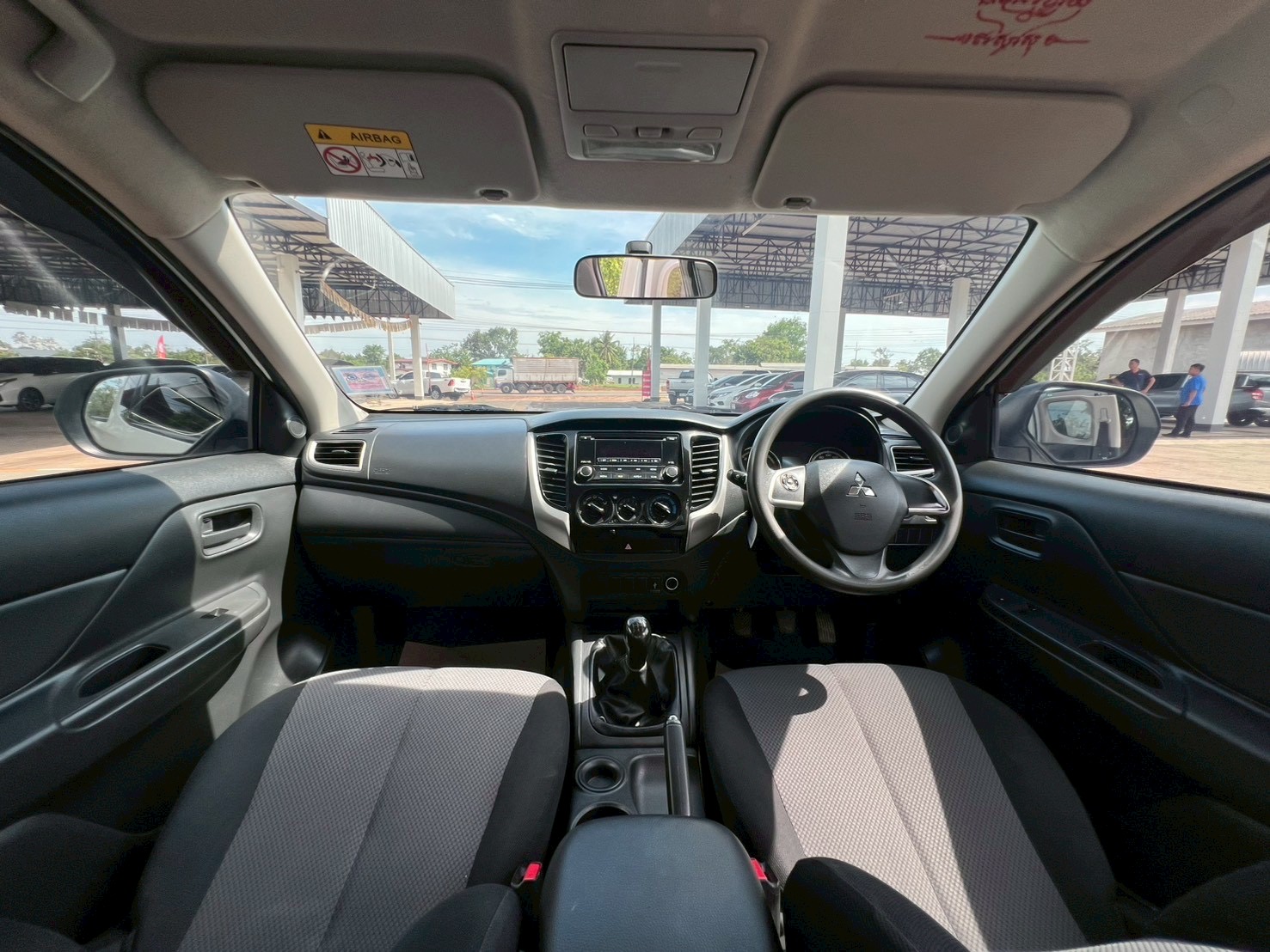 Car image 24