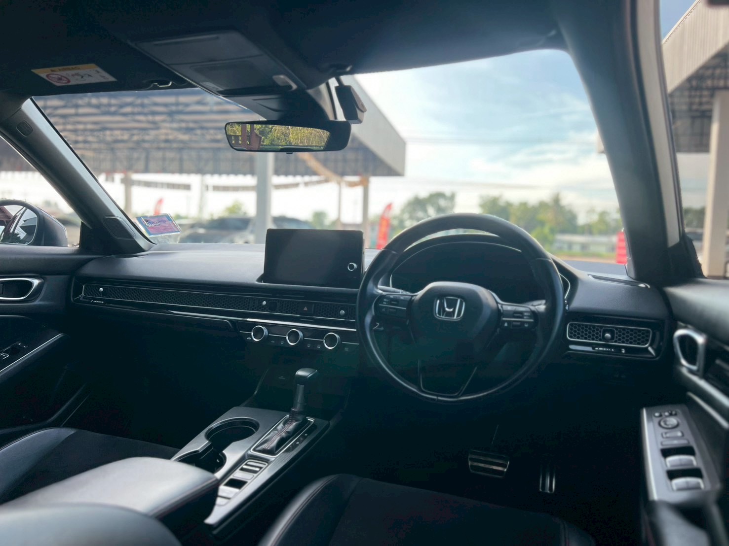 Car image 22