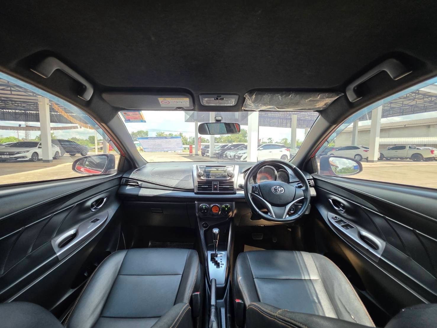 Car image 24