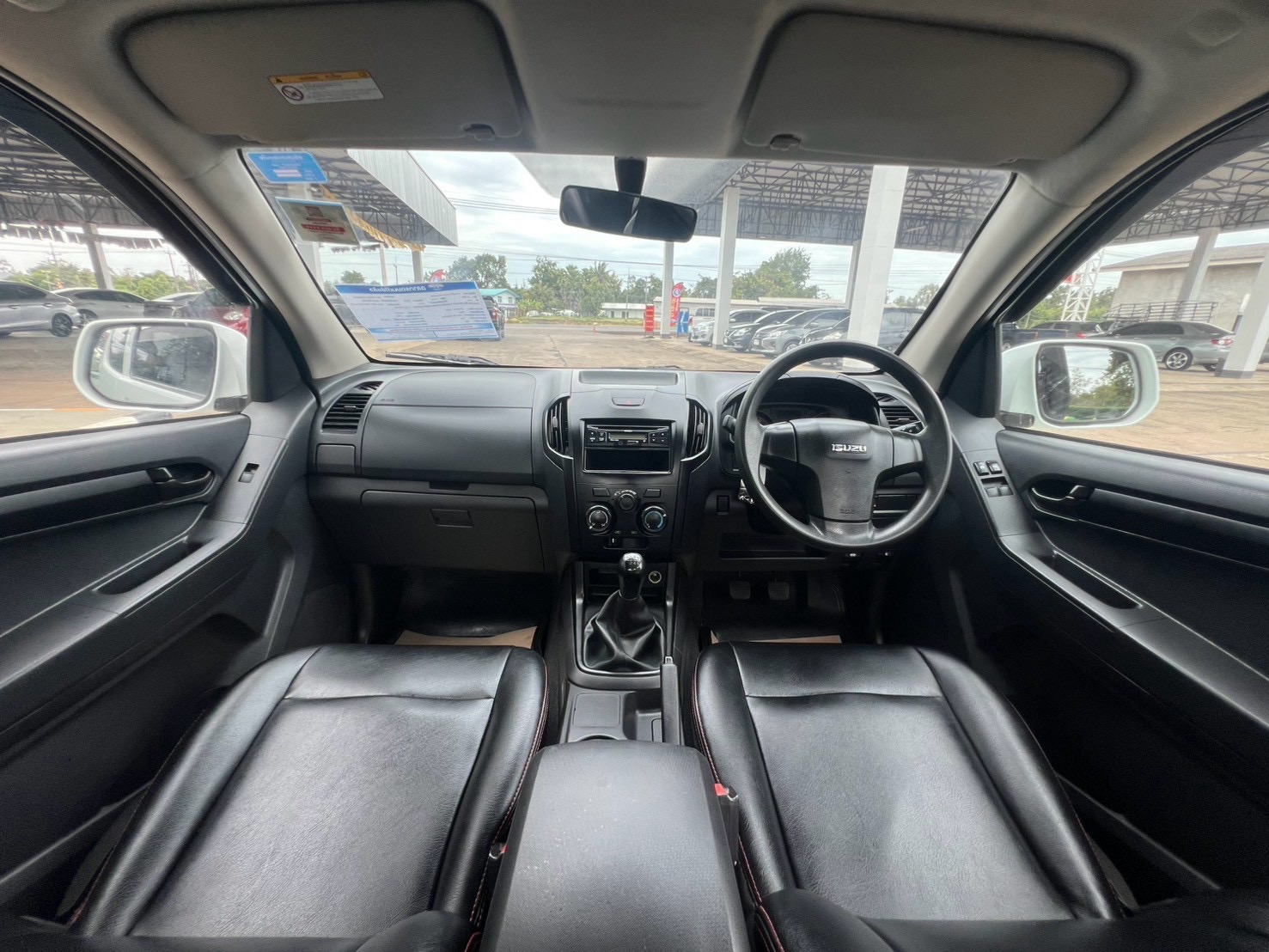 Car image 21