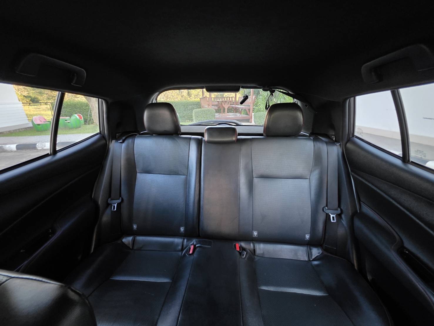 Car image 22