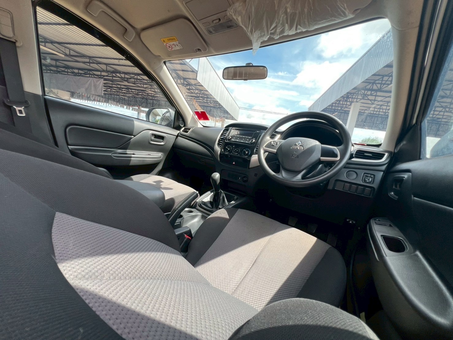 Car image 22