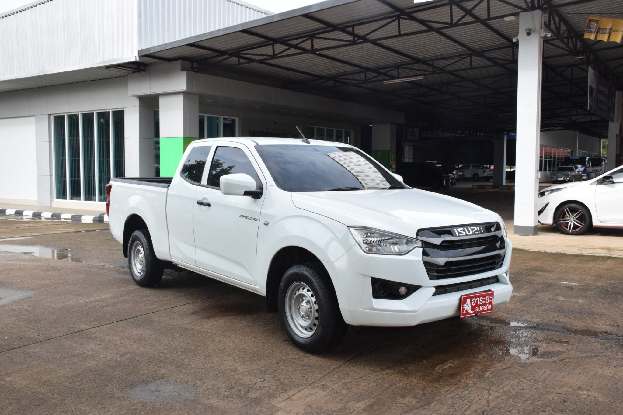 Car image 7