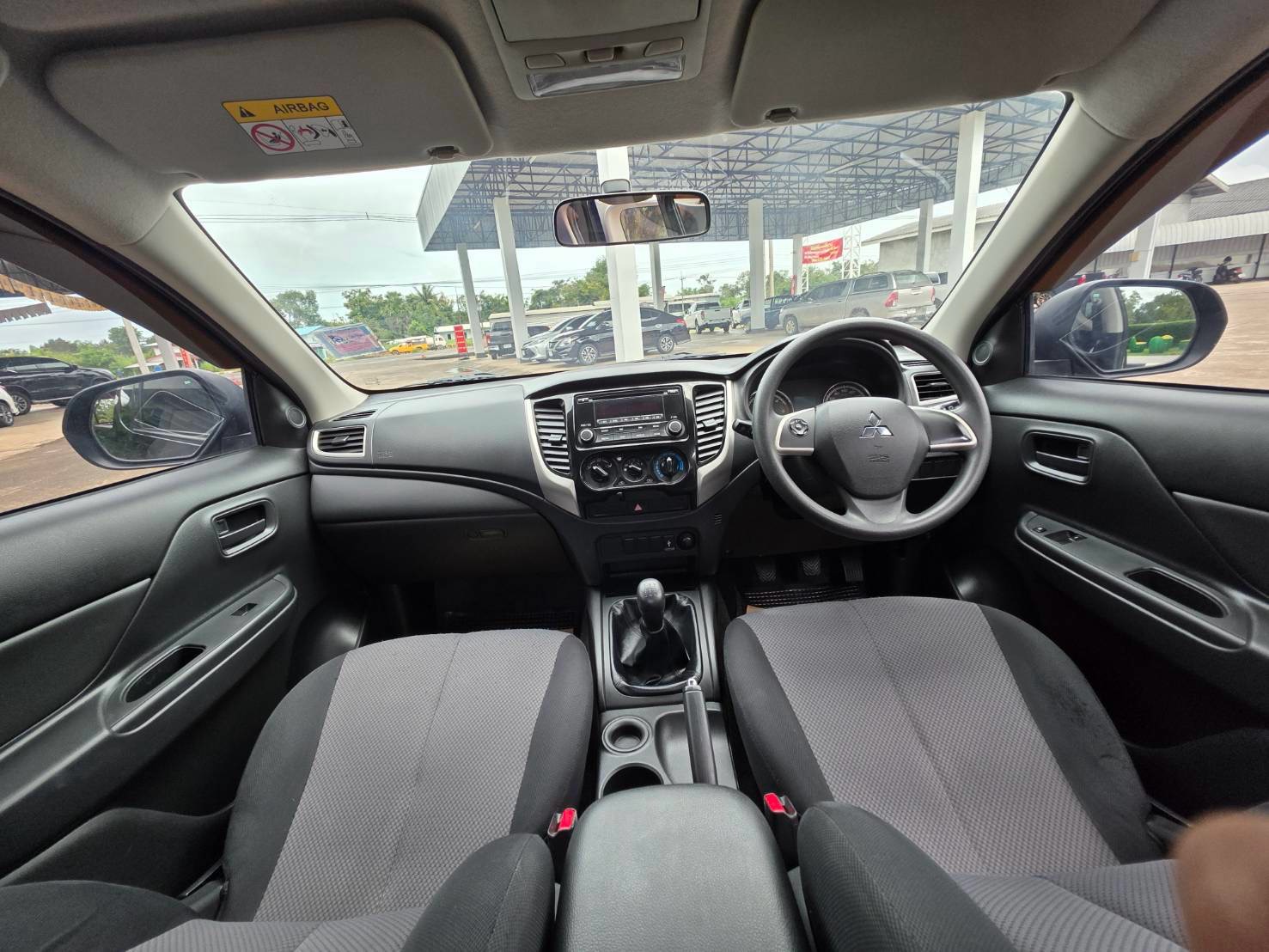 Car image 22