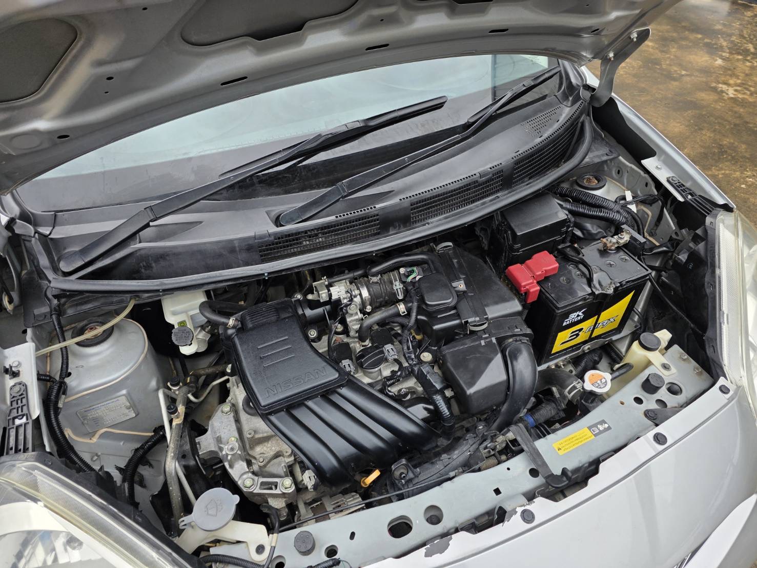 Car image 3
