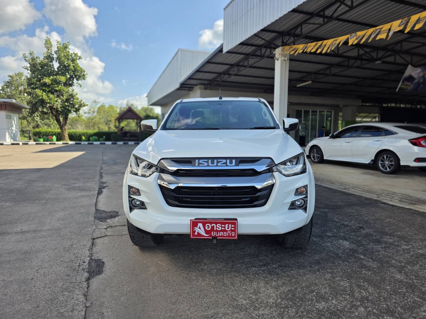Car image 6