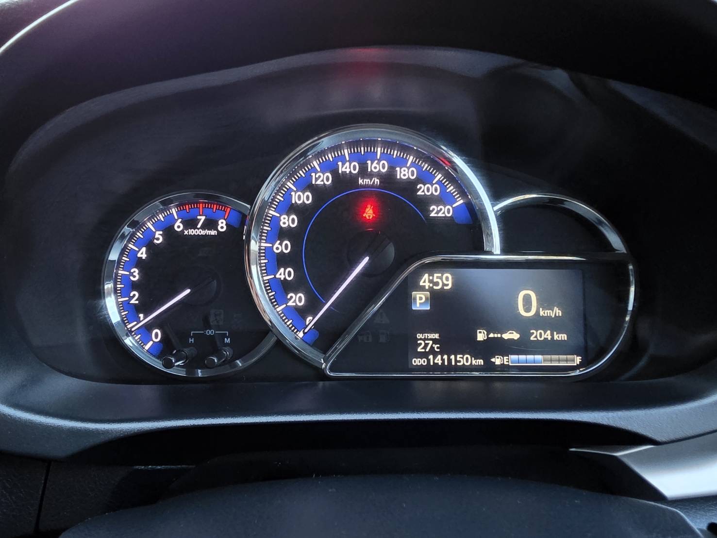 Car image 24