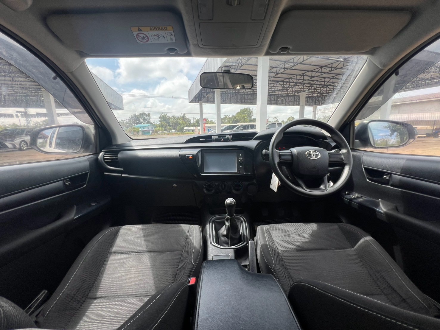 Car image 22